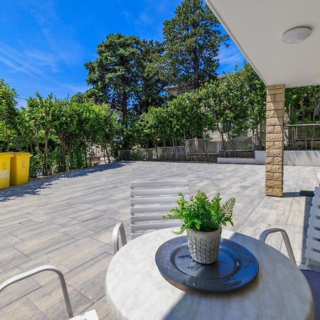 Apartments Podvezanec 크리크베니카 외부 사진