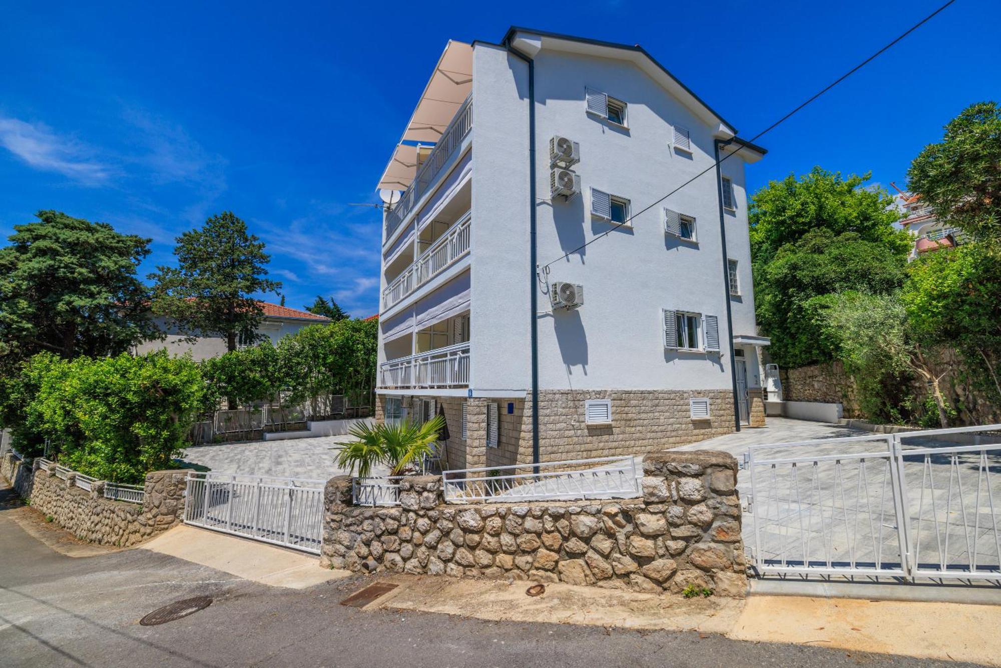 Apartments Podvezanec 크리크베니카 외부 사진