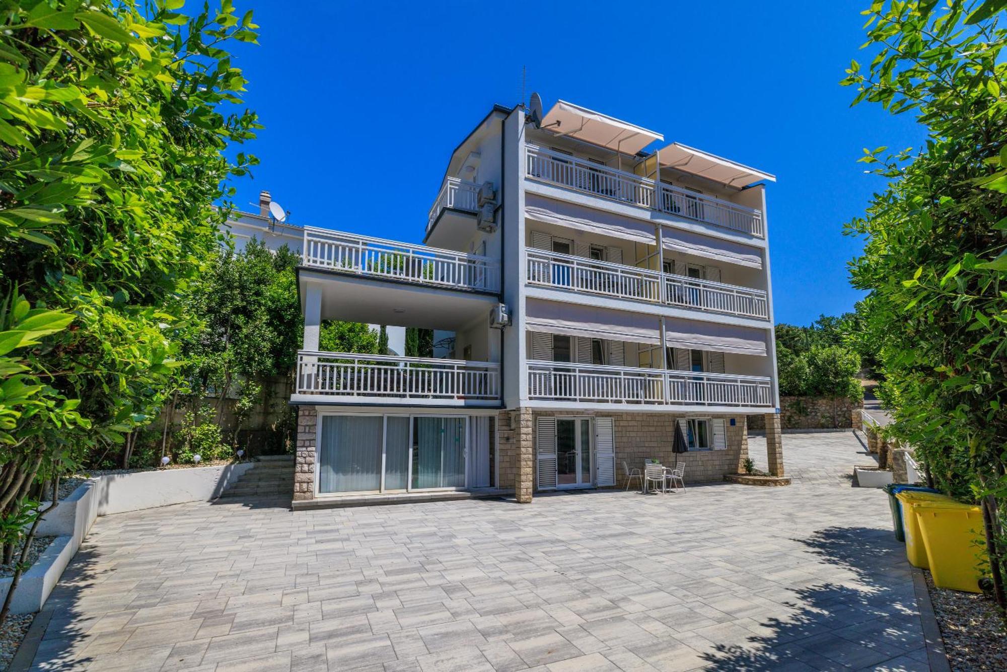 Apartments Podvezanec 크리크베니카 외부 사진