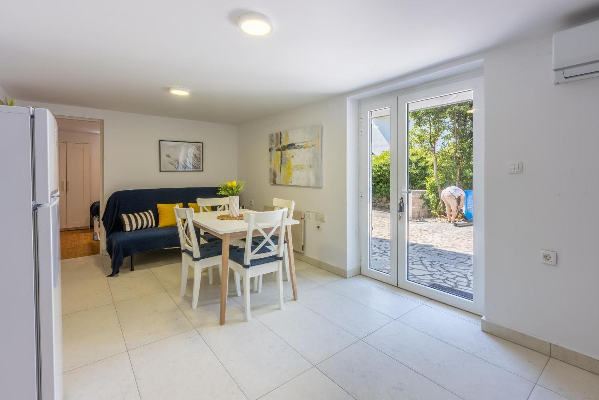 Apartments Podvezanec 크리크베니카 외부 사진