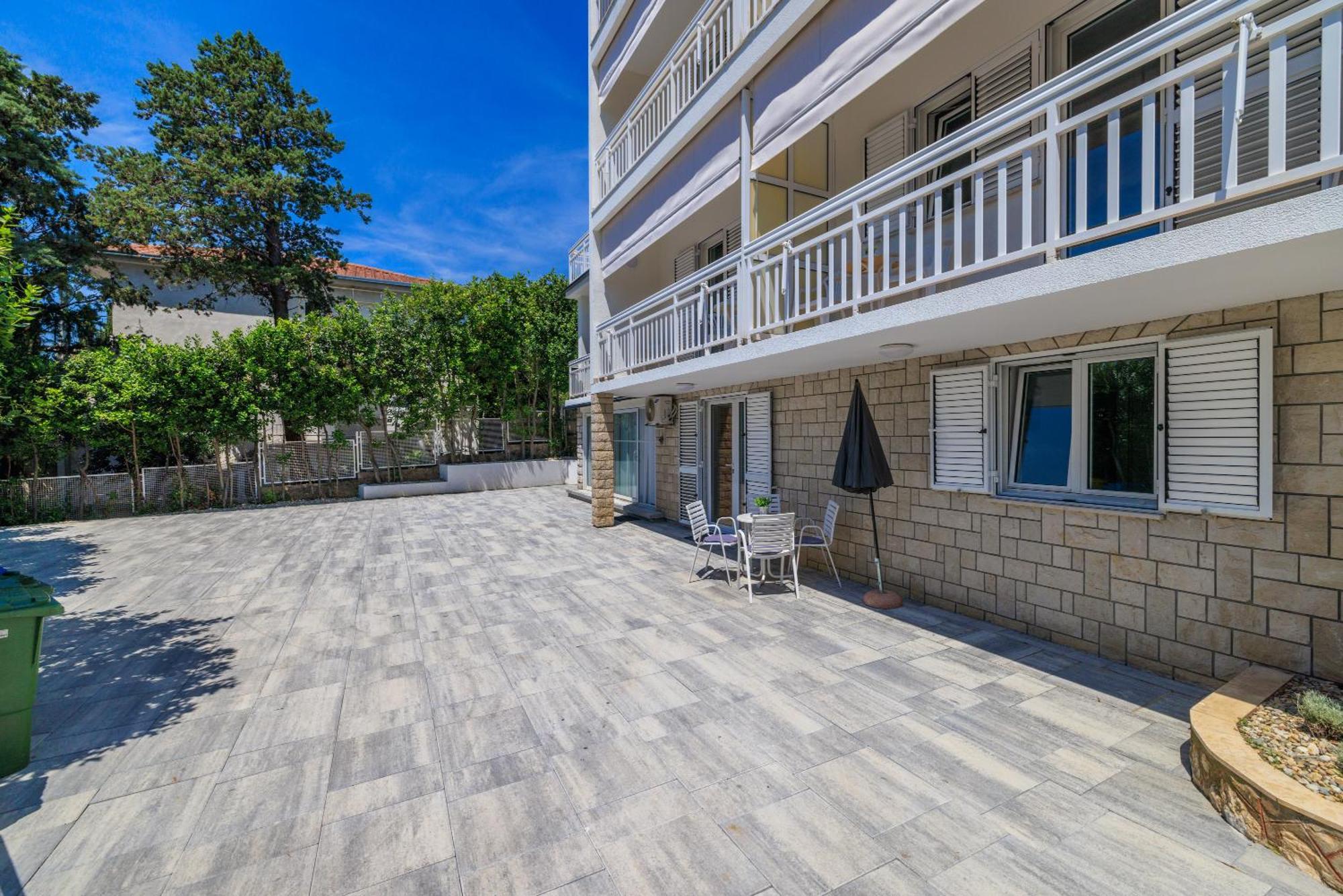 Apartments Podvezanec 크리크베니카 외부 사진