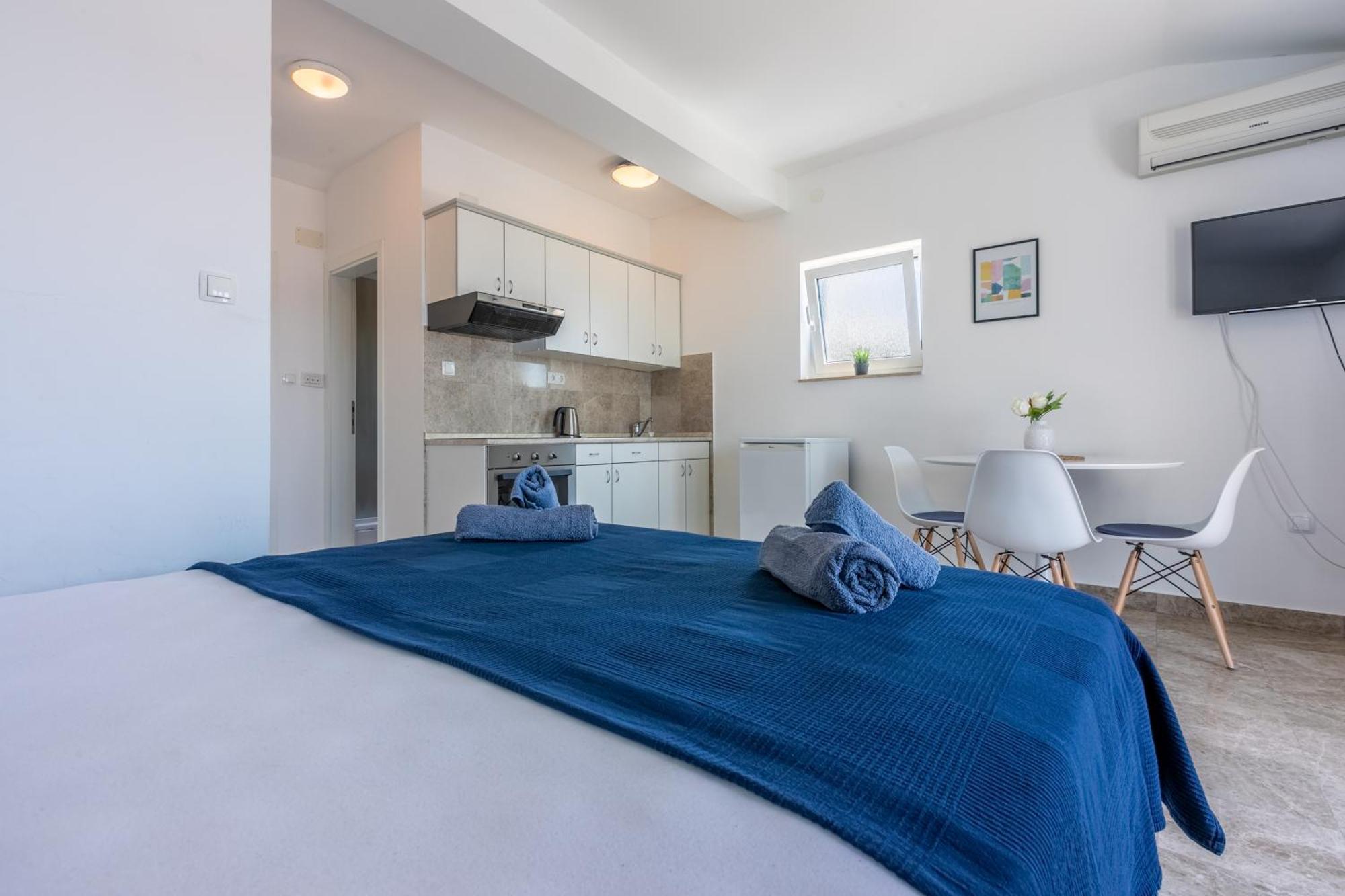 Apartments Podvezanec 크리크베니카 외부 사진